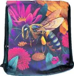 Beutel-Rucksack mit Biene mit Blütenpollen auf violetter Blume
